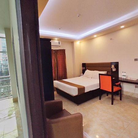 Hotel Gulshan Lake View Dhaka Extérieur photo